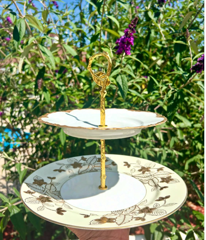 Tier serving trays